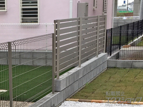 のフェンス・柵 エクスラインフェンス23型 自由柱 施工例