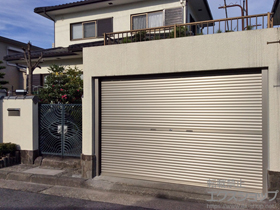 のガレージシャッター ガレージシャッタークワトロ 手動式 内部付タイプ 施工例