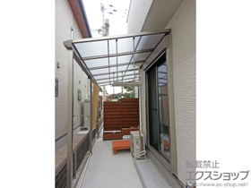 のテラス屋根 スピーネ Ｆ型 テラスタイプ 連棟 積雪〜20cm対応＋吊り下げ物干しAセット 標準2本入り×1セット 施工例