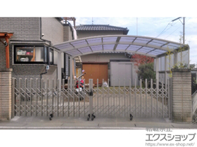 のカーゲート トリップゲート ペットガード型 ノンレール 両開き 52W(26S+26M) 施工例