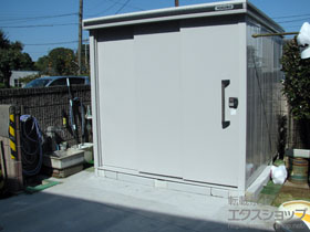 の物置・屋外倉庫 エルモ 一般型（LMD-2222 CB） 施工例