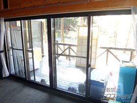 の二重窓（内窓） プラマードU 引違い窓 4枚建 間仕切用下枠 施工例