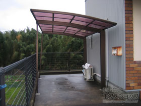 のカーポート レイナポートグラン　積雪〜20cm対応＋着脱式サポート 標準・ハイルーフ兼用 2本入り×1セット 施工例