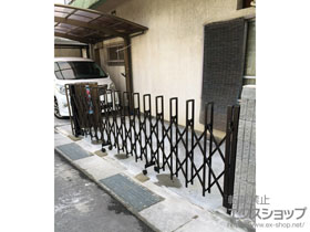 のカーゲート トリップゲート RB型 ノンレール 片開き 44S 施工例