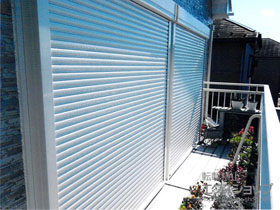 の窓シャッター リフォームシャッター イタリヤ 手動式 施工例