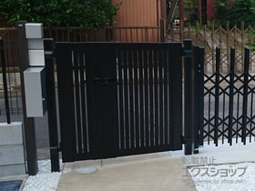 の門扉 エクスライン門扉6型 両開き親子 門柱使用 施工例