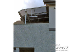 のバルコニー・ベランダ屋根 ヴェクターテラス R型 屋根タイプ 単体 積雪〜20cm対応＋吊り下げ式物干し 標準 2本入り×1セット 施工例