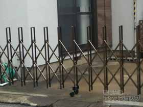 のカーゲート トリップゲート RA型 ノンレール 片開き 35S 施工例