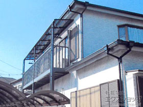 のバルコニー・ベランダ屋根 スピーネ F型 屋根タイプ 連棟 積雪〜20cm対応 施工例