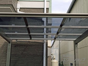 のサイクルポート・駐輪場 フーゴFミニ (フラットスタイル) 積雪〜20cm対応 施工例