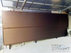 のフェンス・柵 ミエーネフェンス 目隠しルーバータイプ 2段支柱 自立建て用（パネル2段） 施工例