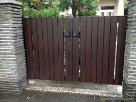 の門扉 コレット2型 両開き 門柱タイプ 施工例