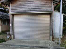 のガレージシャッター ガレージシャッタークワトロ 電動式 内部付タイプ 施工例