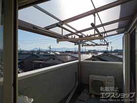 のバルコニー・ベランダ屋根 パワーアルファ F型 屋根タイプ 単体 積雪〜30cm対応＋吊下げ物干し 標準 ワイド 2本入×1セット 施工例