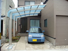 のカーポート レイナキャップポートグラン50　積雪〜50cm対応*3本柱仕様 施工例