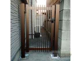 の門扉 レスティン門扉 11型 片開き 門柱使用 施工例