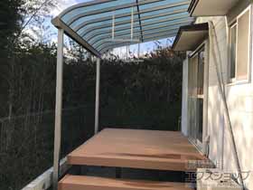 のテラス屋根 ヴェクターテラス R型 テラスタイプ 単体 積雪〜20cm対応＋ヴェクターテラス 用吊り下げ式 固定物干し 標準2本入り 施工例