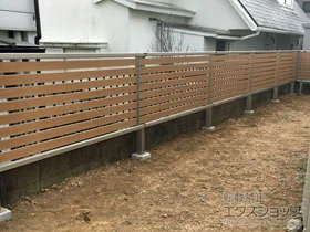 YKKAP�̃t�F���X�E��E�� ���V�A�X�t�F���XF04�^ �����ډB�� 2�i�x�����������ėp�� �{�H��