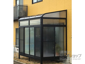 のテラス囲い・サンルーム サニージュR型 床納まり（ランマ付き）積雪20cm対応 施工例