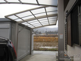 のカーポート ネスカR (ラウンドスタイル) 積雪〜20cm対応＋物干しセット ロング2本入り×1セット 施工例