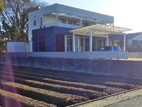 のフェンス・柵 ミエーネフェンス 目隠しルーバータイプ 自由柱 施工例