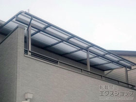 のバルコニー・ベランダ屋根 スピーネ R型 屋根タイプ 連棟 積雪〜20cm対応 施工例