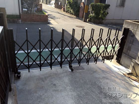 のカーゲート トリップゲート RA型 ノンレール 片開き 33S 施工例