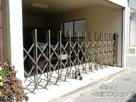 のカーゲート トリップゲート RA型 ノンレール 片開き 35S 施工例