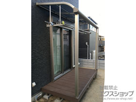 のテラス屋根 プレシオステラス R型 テラスタイプ 単体 積雪〜20cm対応＋吊り下げ式物干し 標準 2本入り×1セット 施工例