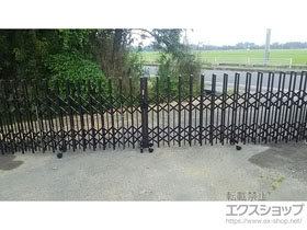 のカーゲート トリップゲート ペットガード型 ノンレール 両開き 60W 施工例