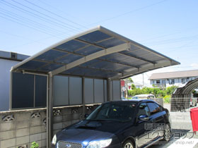 のカーポート ネスカR (ラウンドスタイル) 積雪〜20cm対応＋サイドパネル 施工例