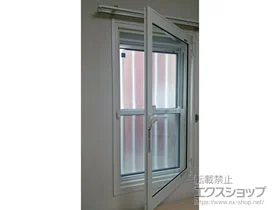 LIXIL リクシル(トステム)の内窓・二重窓 インプラス ダストバリア仕様 開き窓 外観左吊元 施工例