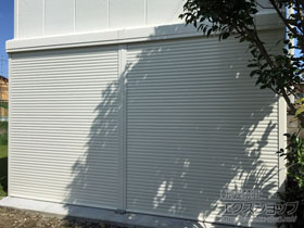 のガレージシャッター ガレージシャッタークワトロ 電動式 外部付タイプ※連窓仕様 施工例