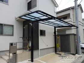 LIXIL リクシル(トステム)のカーポート レガーナポートシグマIII 積雪〜20cm対応 施工例