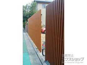 のカーゲート オーバードアS4型 マテリアルカラー 手動式 施工例