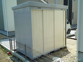 の物置・屋外倉庫 ネクスタ 一般型 2210×1370×2020 NXN-30S-FW 施工例