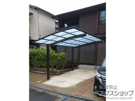 LIXIL(リクシル)のカーポート ネスカR (ラウンドスタイル) 積雪～20cm対応 施工例