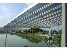 のテラス屋根 スピーネ F型 テラスタイプ 単体 正面台形納まり 積雪〜20cm対応 施工例