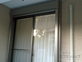 の窓シャッター リフォームシャッター ボックス省スペース納まり イタリヤ 手動※片入隅納まり（外観左側） 施工例