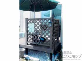 のウッドデッキ マージウッドデッキ＋ マージウッドデッキ ステップ Sタイプ（2段）＋マージウッドデッキ用 ラティスデッキフェンス 施工例