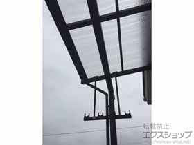 のバルコニー・ベランダ屋根 サザンテラス (フレーム仕様) 屋根タイプ 単体 積雪〜20cm対応＋サザンテラス用吊り下げ式固定物干し 標準2本入り×1セット 施工例