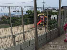 のフェンス・柵 イーネットフェンス1F型 自由柱＜水平地＞ 施工例