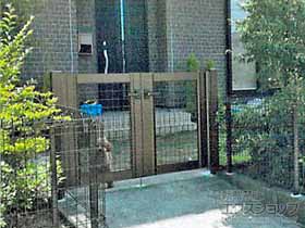 の門扉 エクスライン門扉16型 両開き　門柱使用 施工例