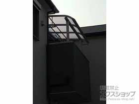 のバルコニー・ベランダ屋根 ヴェクターテラス R型 屋根タイプ 単体 積雪〜20cm対応＋ヴェクターテラス 吊り下げ物干し 標準 2本入×1セット 施工例