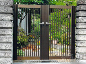 の門扉 エクスライン門扉13型 両開き 門柱使用 施工例