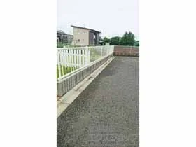 Value Selectのフェンス・柵・塀 ミエッタフェンス 防犯格子タイプ 自由柱 施工例