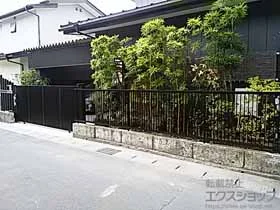LIXIL リクシル(TOEX)のフェンス・柵・塀 プレスタフェンス 2型 細たて桟 フリーポールタイプ 施工例