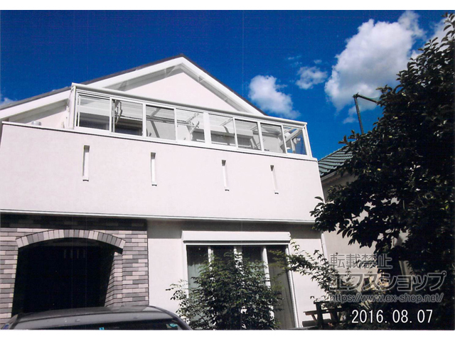 のテラス囲い・サンルーム サニージュ F型 造り付け部分囲い納まり 連棟 ランマ無 積雪〜20cm対応 施工例