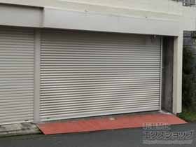 のガレージシャッター プラテアII スチールタイプ 外置き電動式 施工例