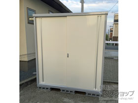 の物置・屋外倉庫 シンプリー 一般型 1740×755×1903 MJX-177E-P-FW 施工例